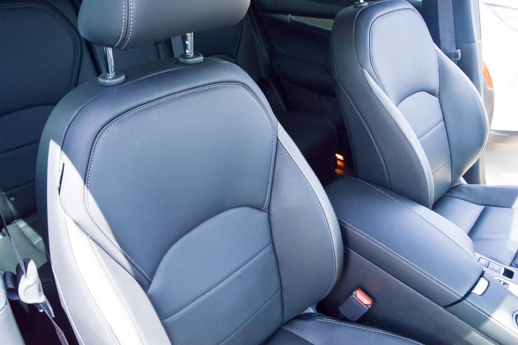new 2025 INFINITI QX50 car, priced at $48,370