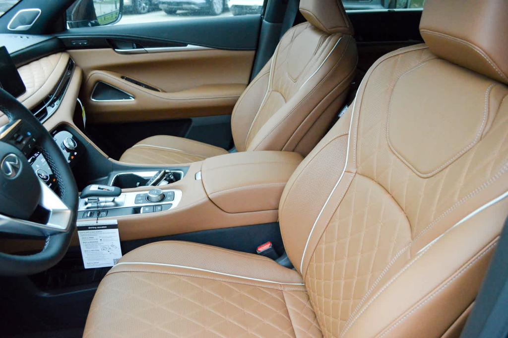 new 2025 INFINITI QX60 car, priced at $78,680