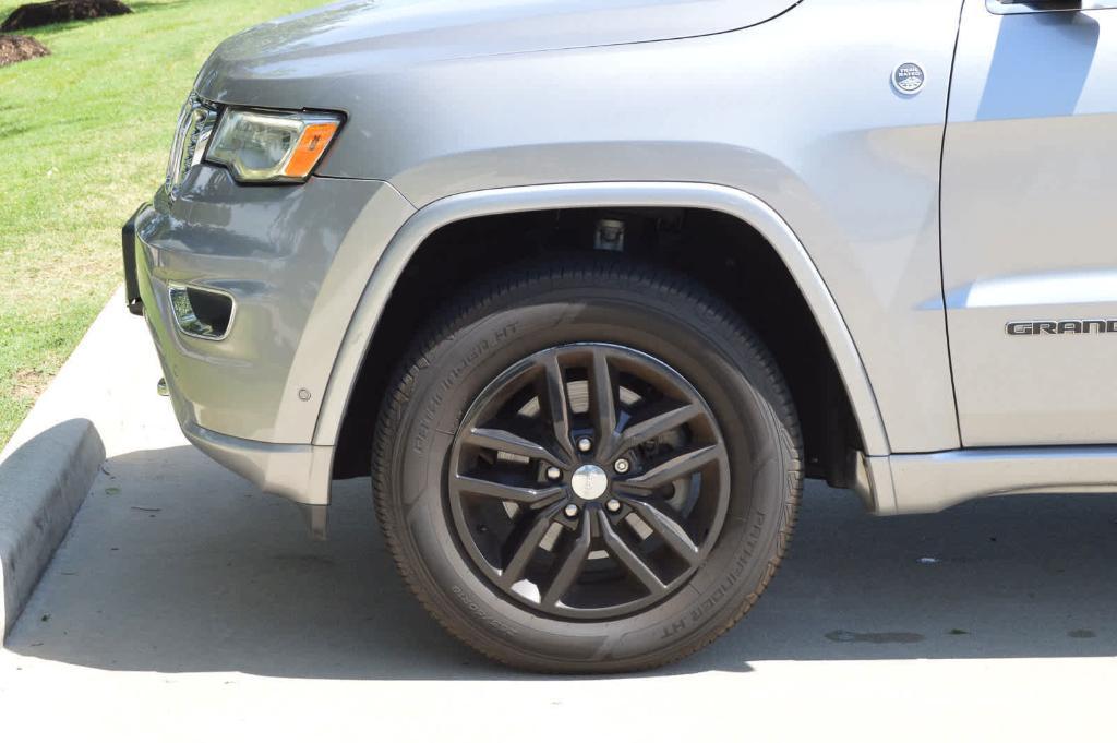 used 2017 Jeep Grand Cherokee car, priced at $15,499