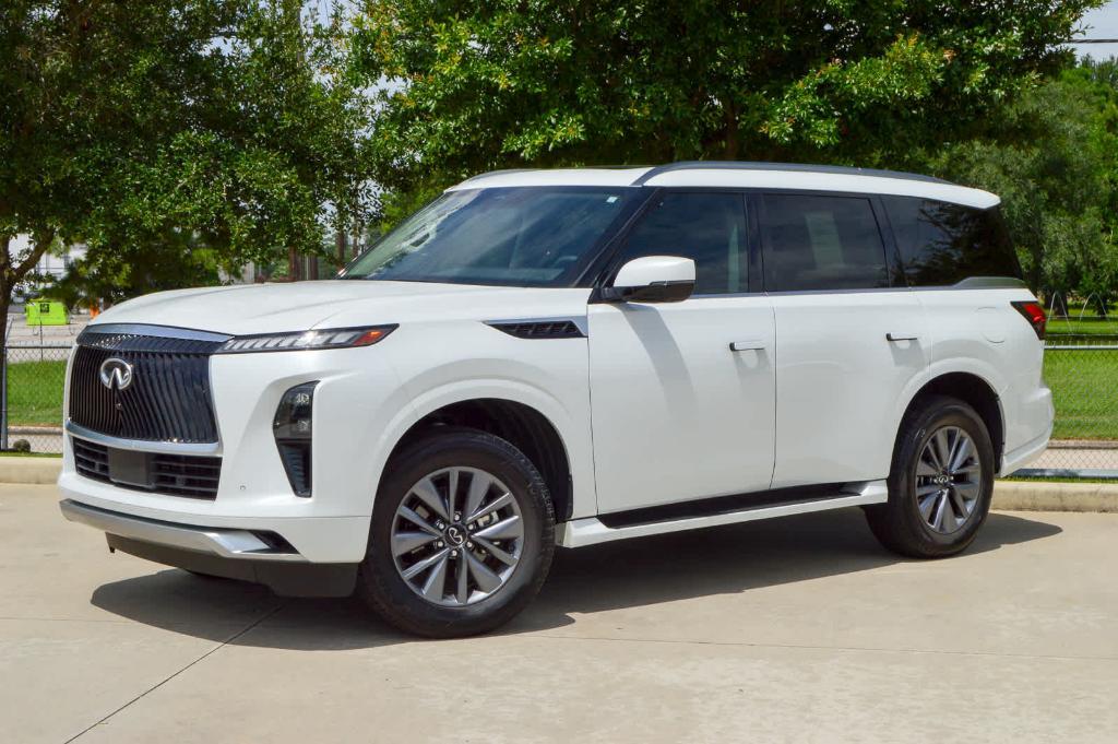 used 2025 INFINITI QX80 car, priced at $71,999