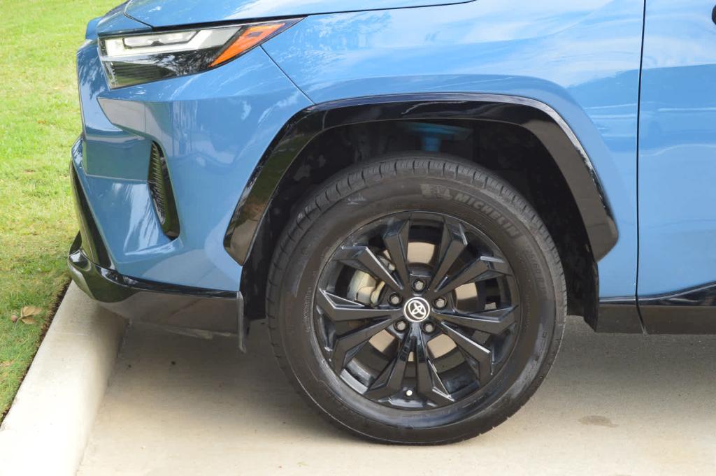 used 2022 Toyota RAV4 Hybrid car, priced at $29,999