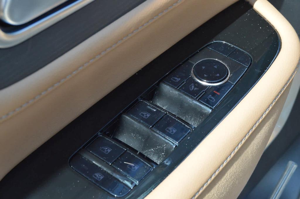 used 2025 INFINITI QX80 car, priced at $77,499