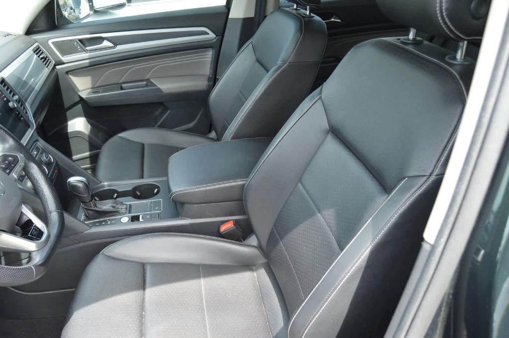 used 2021 Volkswagen Atlas car, priced at $19,999