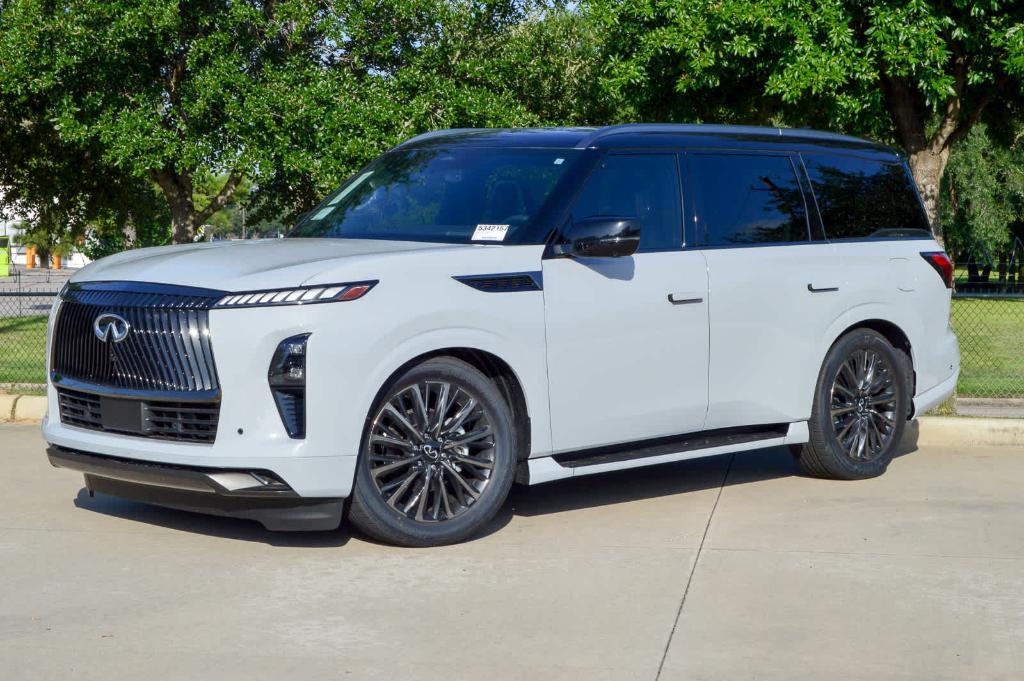 new 2025 INFINITI QX80 car, priced at $123,585