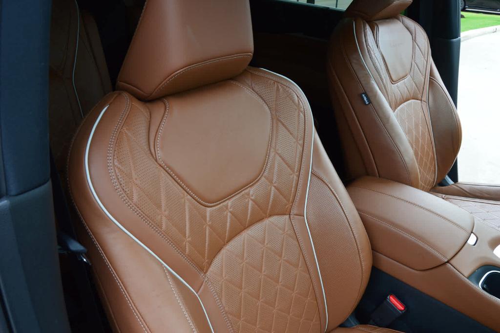 used 2024 INFINITI QX60 car, priced at $55,999