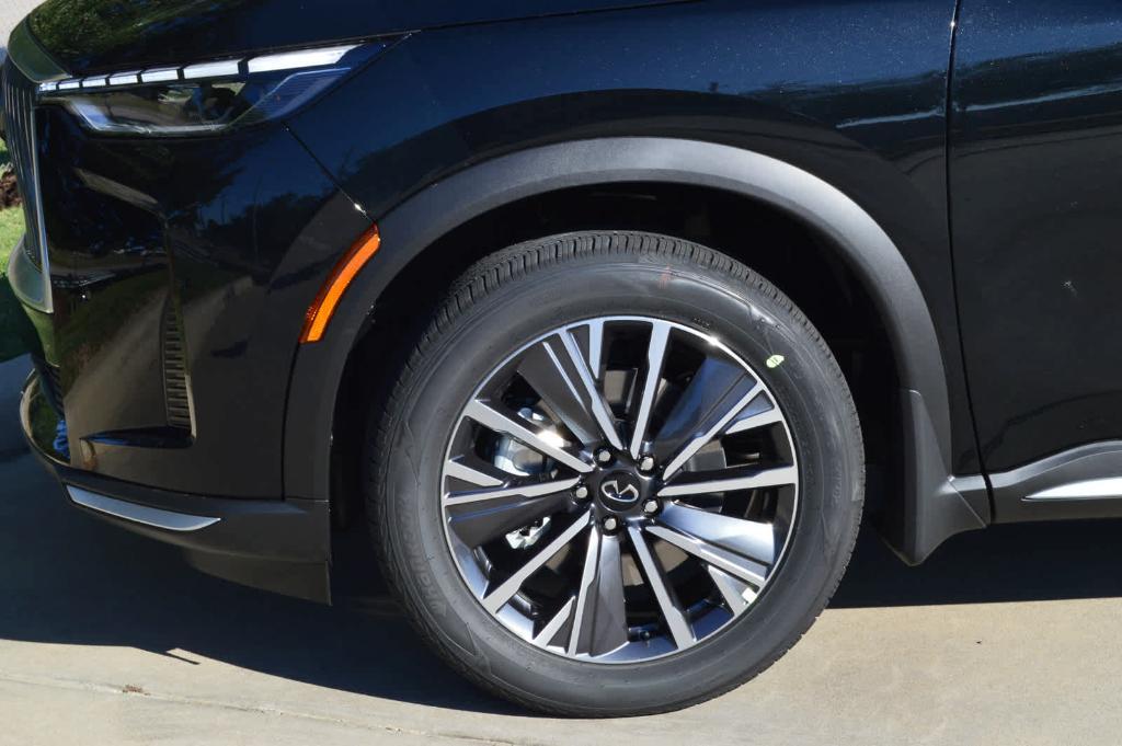 new 2026 INFINITI QX60 car, priced at $61,690