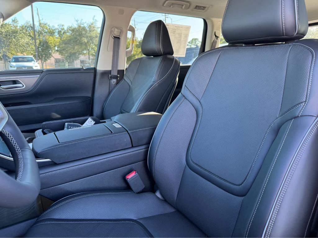 new 2026 INFINITI QX80 car, priced at $98,275