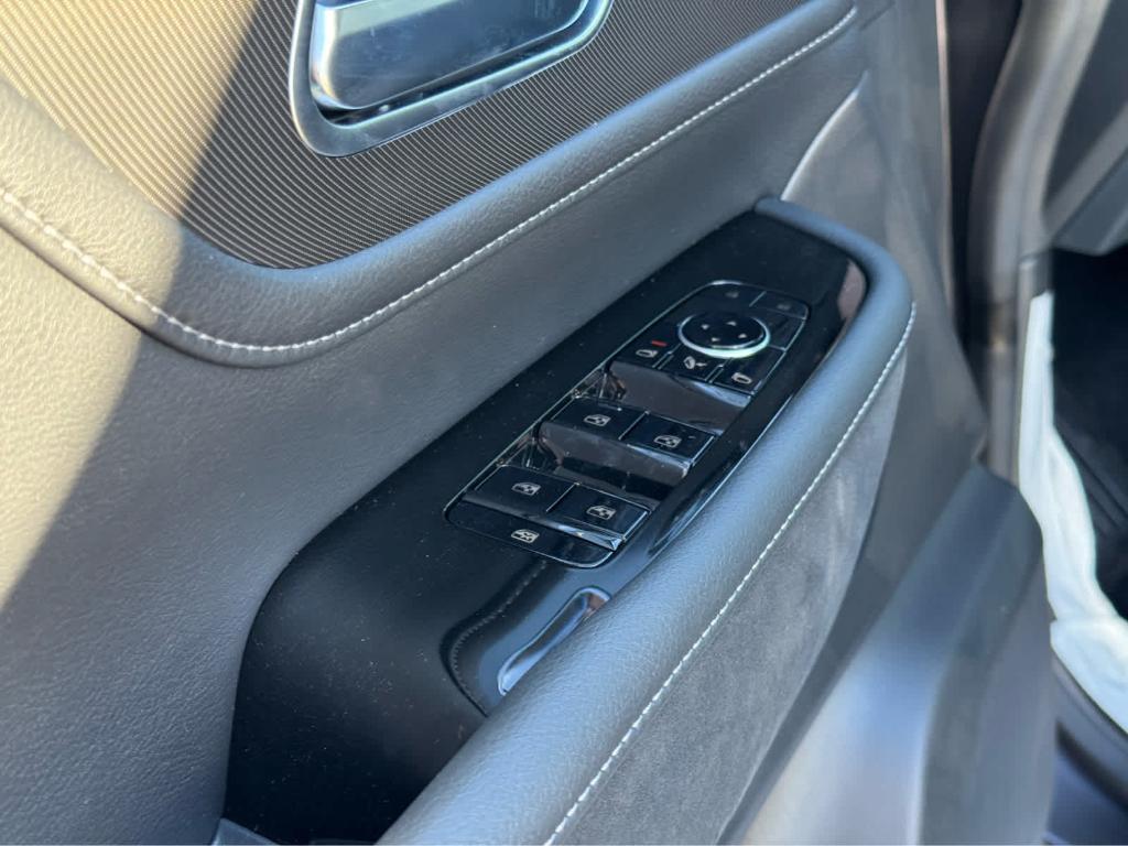 new 2026 INFINITI QX80 car, priced at $98,275