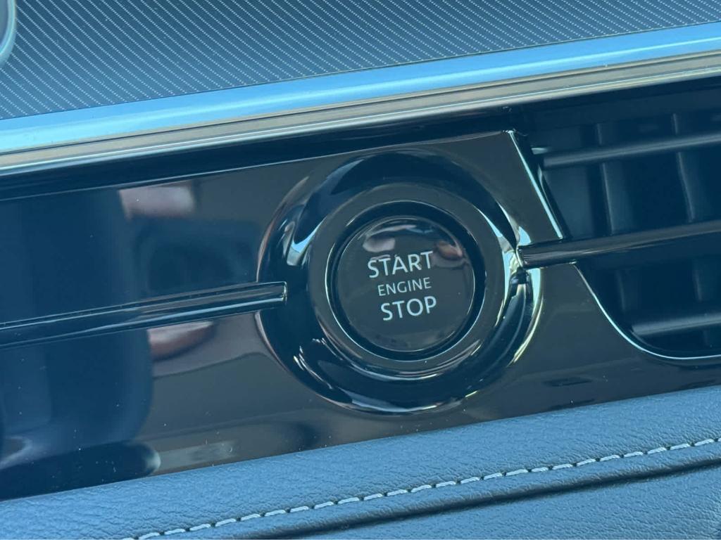 new 2026 INFINITI QX80 car, priced at $98,275