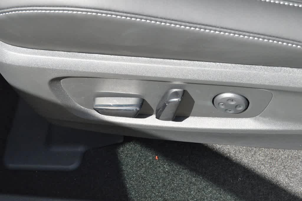 new 2026 INFINITI QX60 car, priced at $59,895