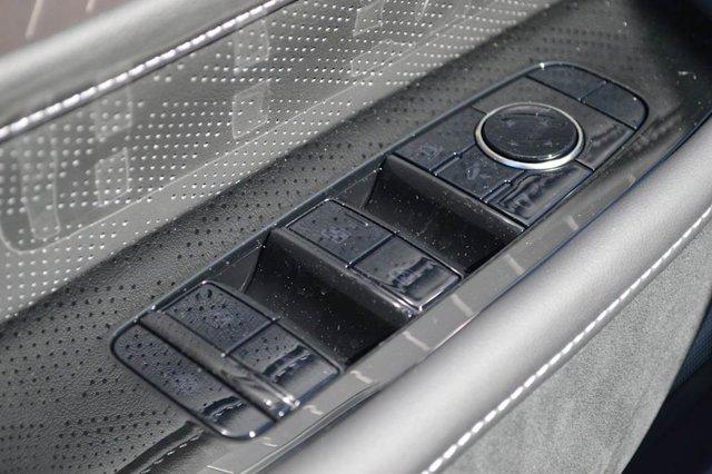 new 2025 INFINITI QX80 car, priced at $112,590