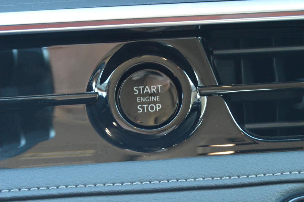 used 2025 INFINITI QX80 car, priced at $84,999