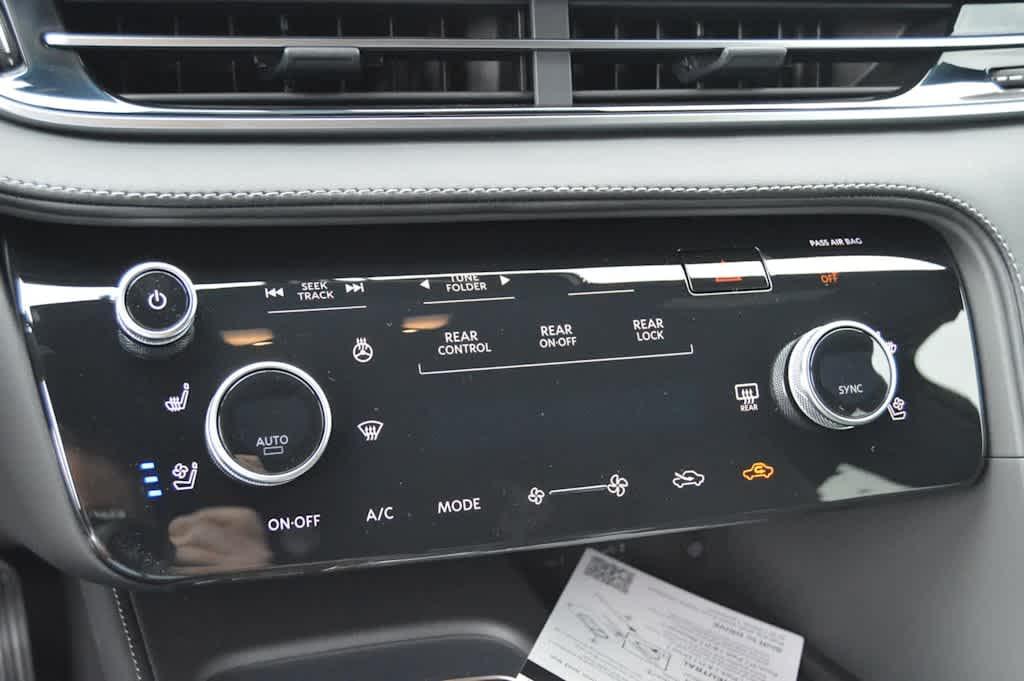 new 2025 INFINITI QX60 car, priced at $60,980
