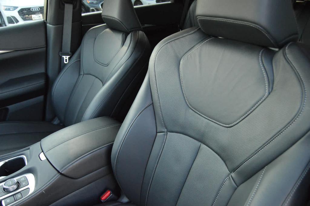 used 2025 INFINITI QX60 car, priced at $44,899