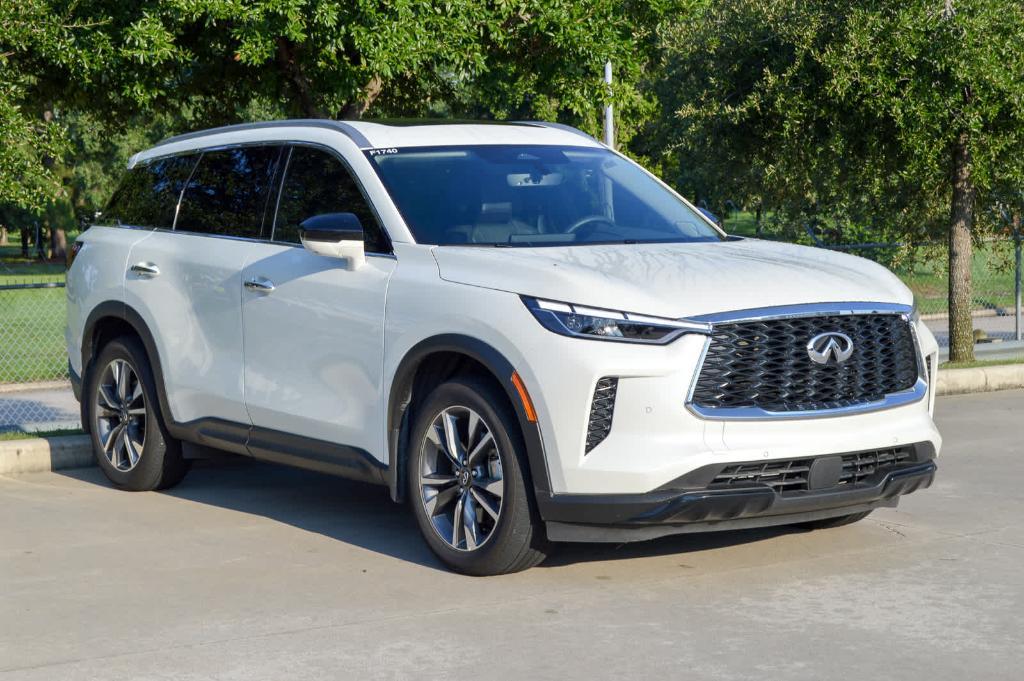 used 2025 INFINITI QX60 car, priced at $44,899