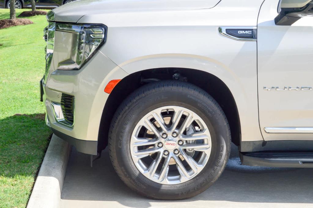 used 2023 GMC Yukon XL car, priced at $53,699