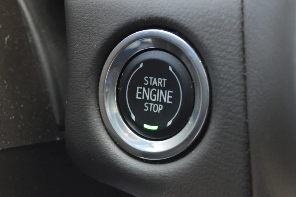 used 2023 GMC Yukon XL car, priced at $53,699
