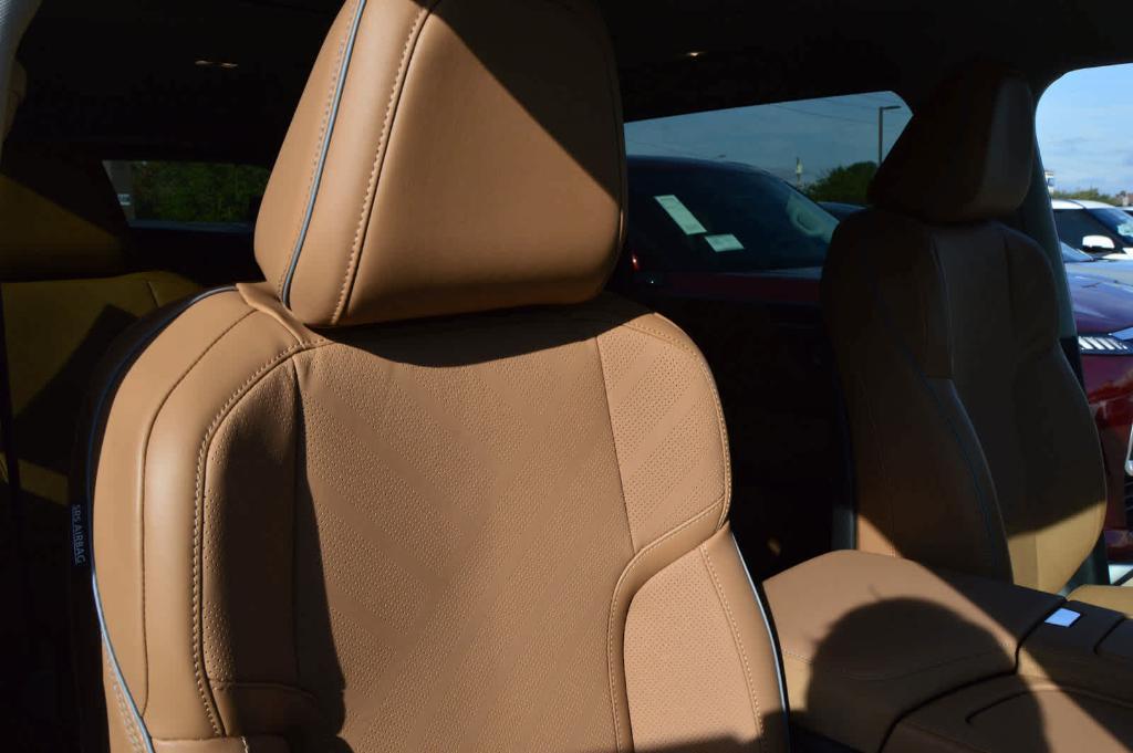 new 2025 INFINITI QX80 car, priced at $106,379