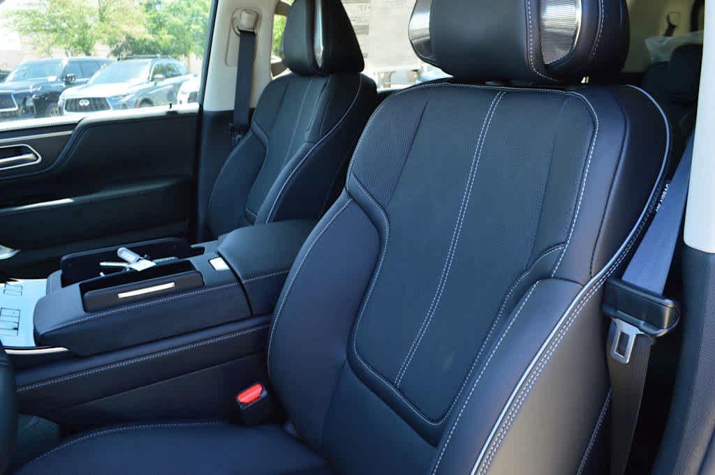 new 2025 INFINITI QX80 car, priced at $107,774