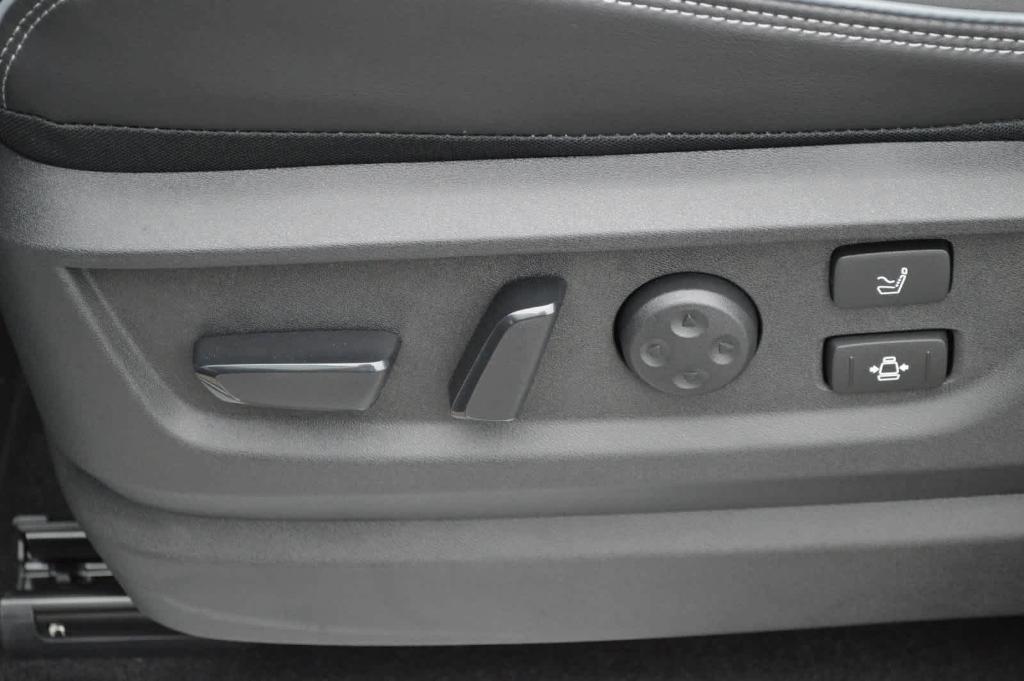 new 2025 INFINITI QX80 car, priced at $111,975