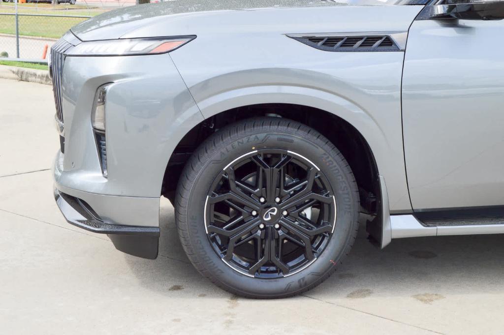 new 2026 INFINITI QX80 car, priced at $106,620