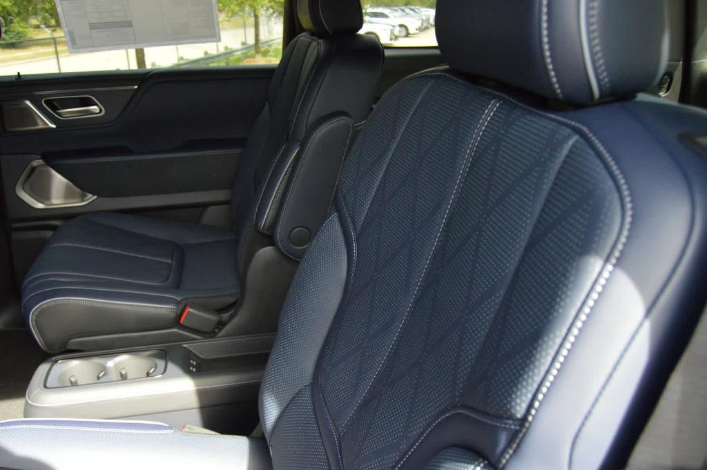 new 2026 INFINITI QX80 car, priced at $106,620