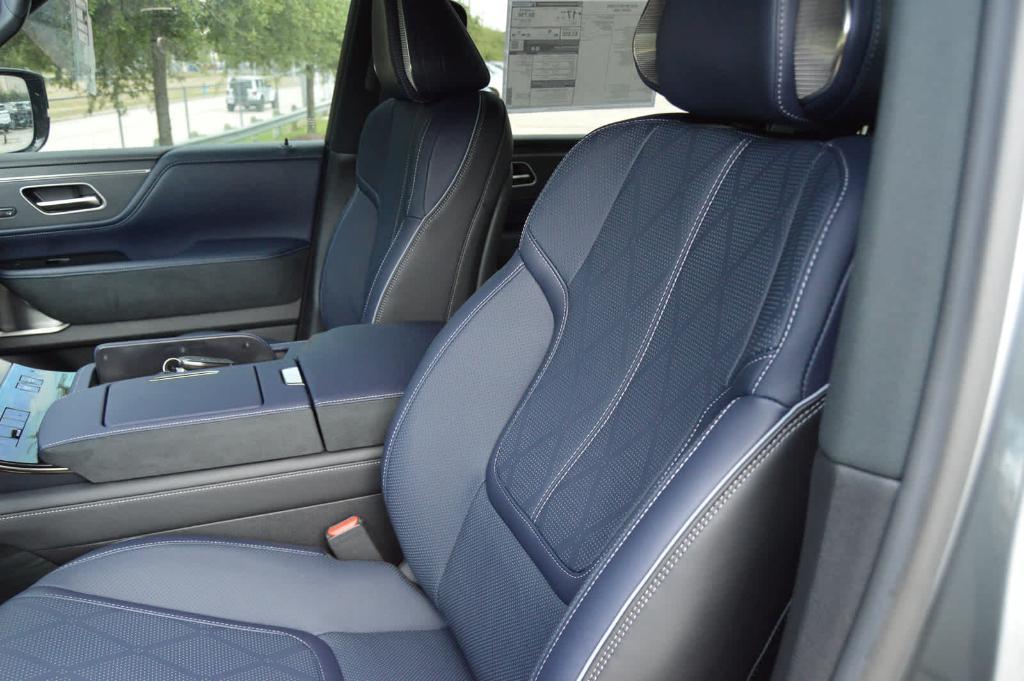 new 2026 INFINITI QX80 car, priced at $106,620