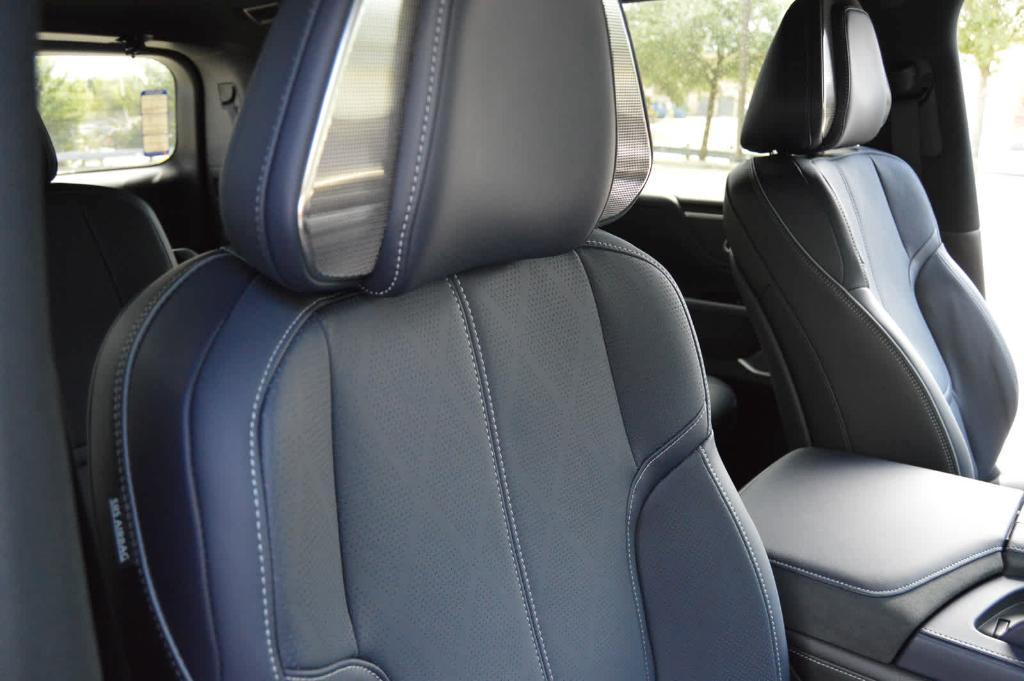 new 2026 INFINITI QX80 car, priced at $106,620