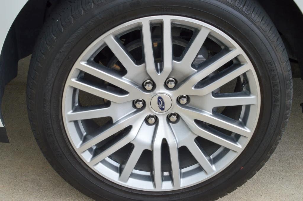 used 2022 Ford Expedition car, priced at $52,899