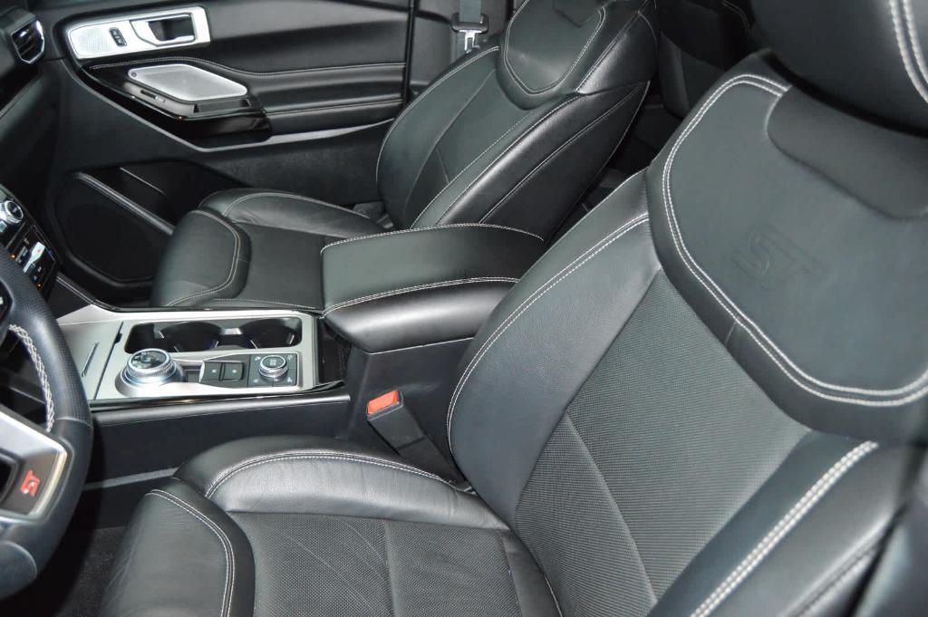 used 2021 Ford Explorer car, priced at $33,998
