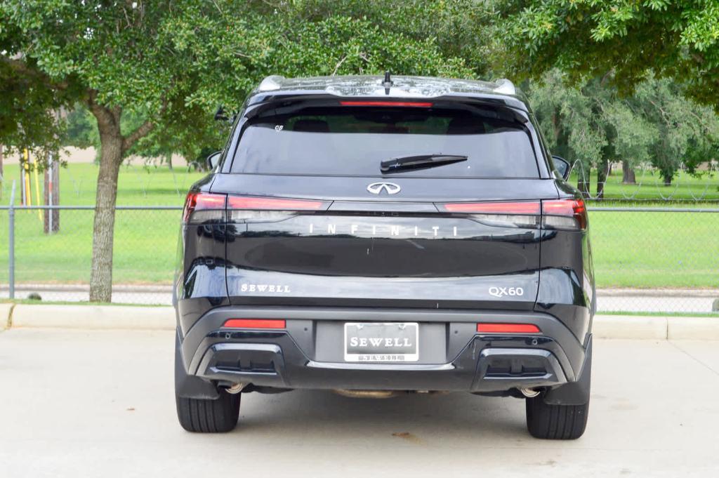 used 2025 INFINITI QX60 car, priced at $44,999