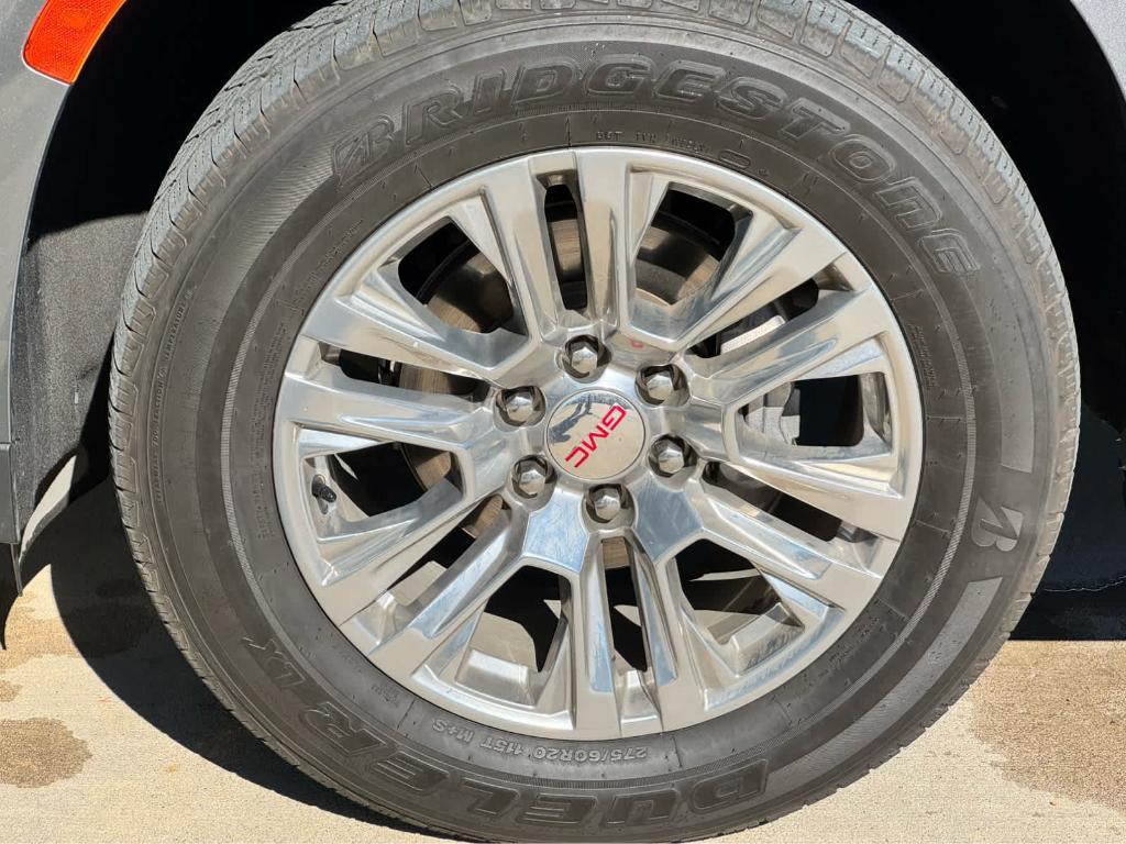 used 2021 GMC Yukon car, priced at $50,778