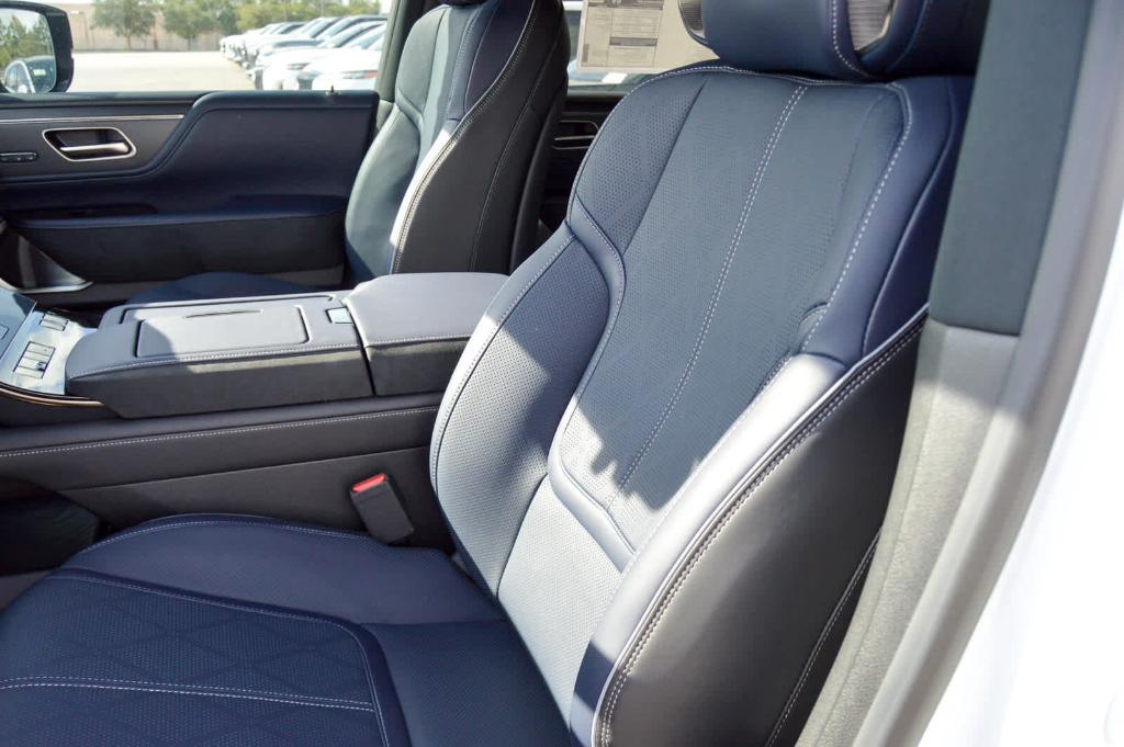new 2026 INFINITI QX80 car, priced at $106,620