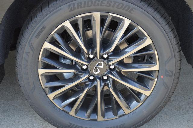 new 2025 INFINITI QX80 car, priced at $114,640
