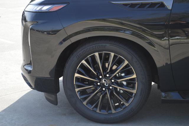new 2025 INFINITI QX80 car, priced at $114,640