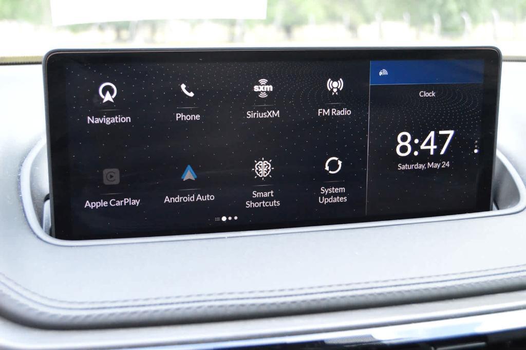 used 2022 Acura MDX car, priced at $42,997