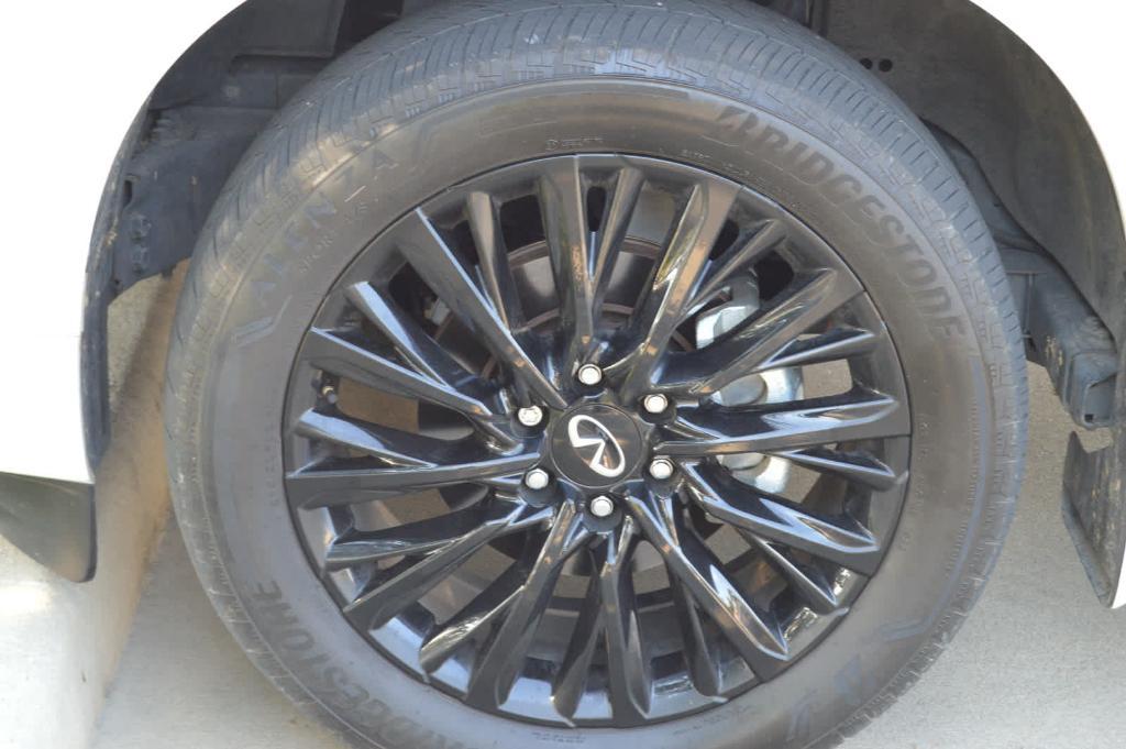 used 2025 INFINITI QX80 car, priced at $96,499