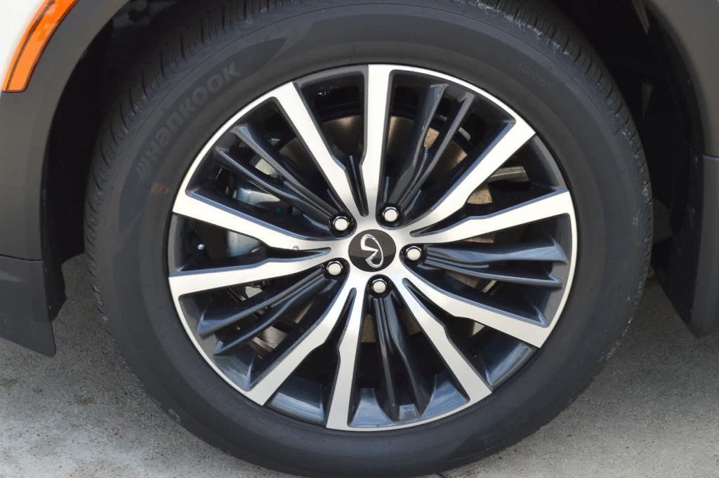 new 2025 INFINITI QX60 car, priced at $63,910