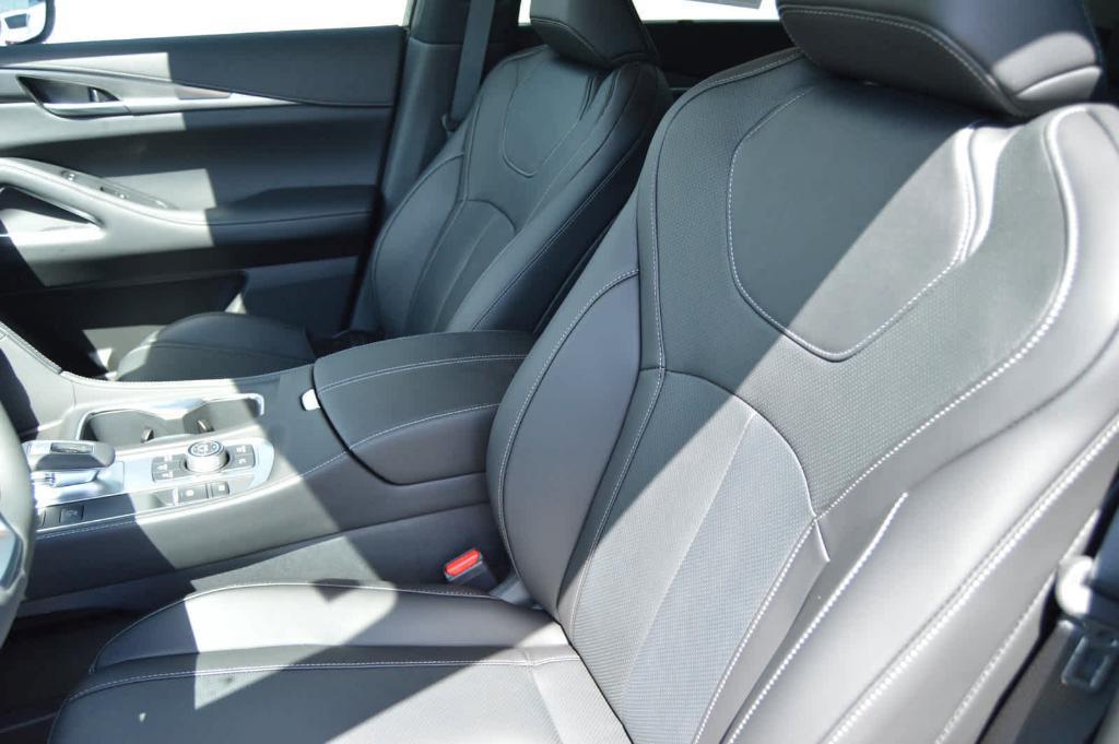 used 2025 INFINITI QX60 car, priced at $46,999