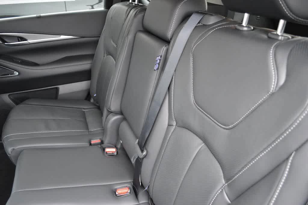new 2025 INFINITI QX60 car, priced at $59,080