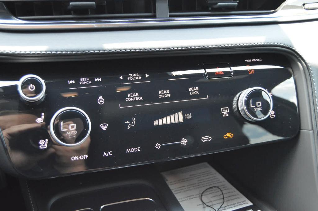 new 2025 INFINITI QX60 car, priced at $60,980