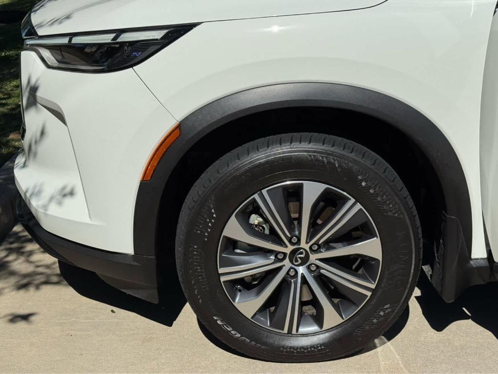 used 2025 INFINITI QX60 car, priced at $38,999