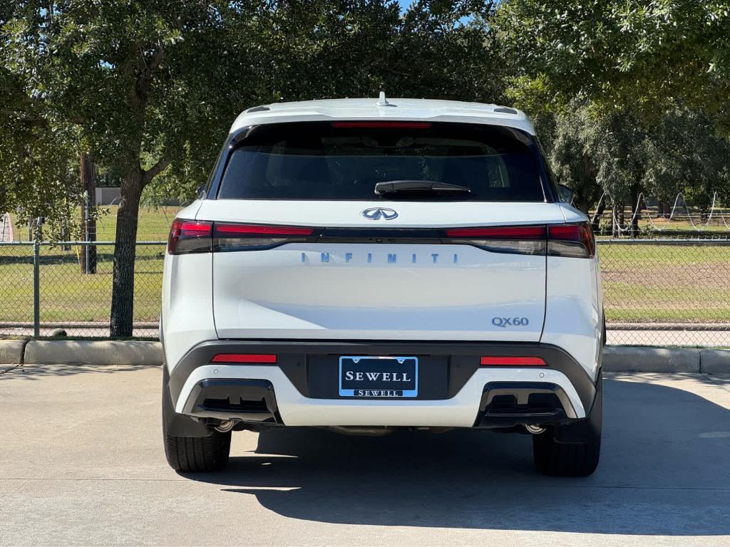 used 2025 INFINITI QX60 car, priced at $38,999