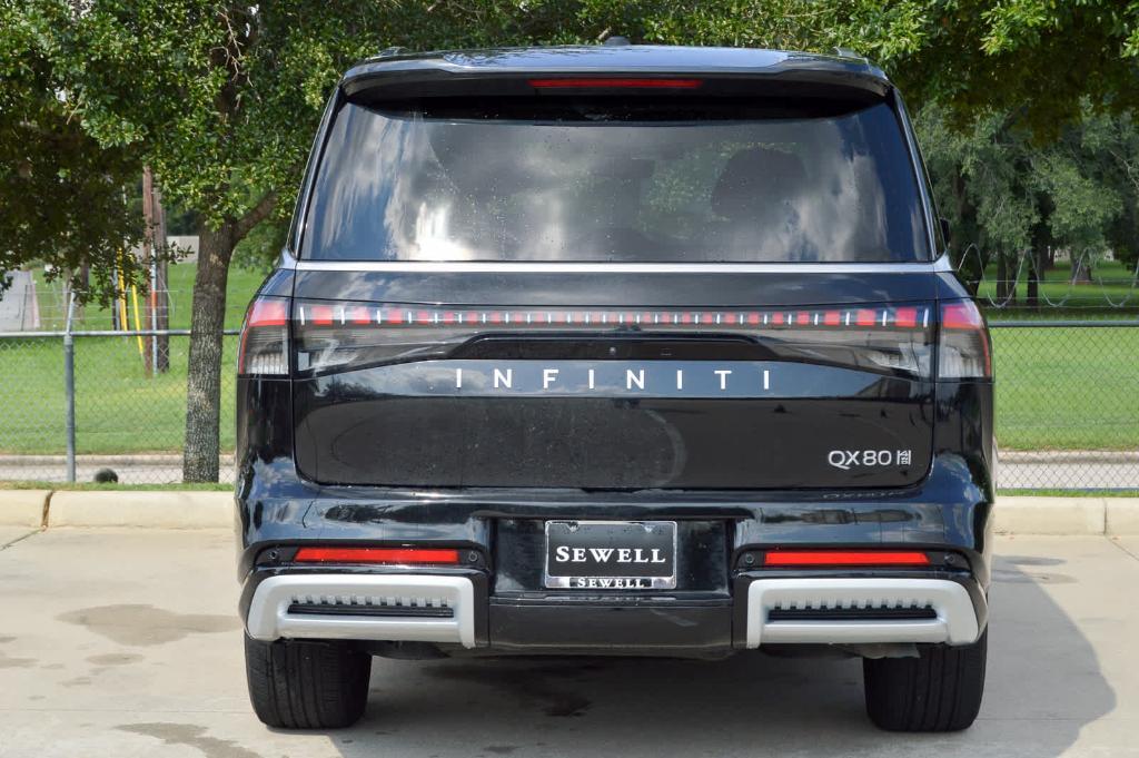 used 2025 INFINITI QX80 car, priced at $77,999