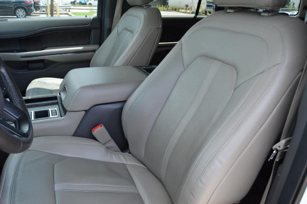 used 2020 Ford Expedition car, priced at $27,999