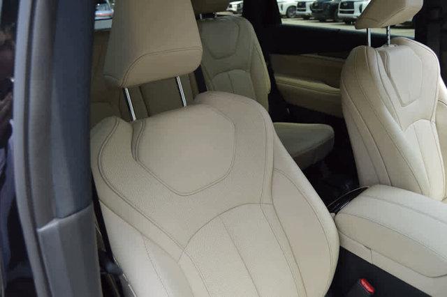 new 2025 INFINITI QX60 car, priced at $59,080