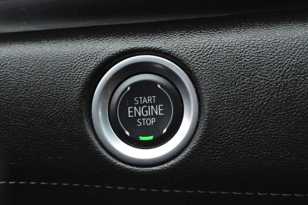 used 2024 Cadillac Escalade car, priced at $78,499