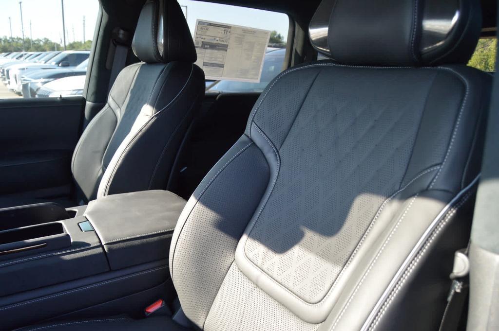new 2026 INFINITI QX80 car, priced at $117,920