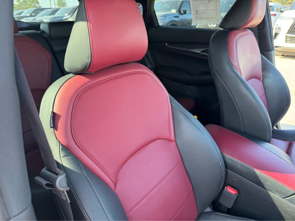 used 2025 INFINITI QX55 car, priced at $37,499