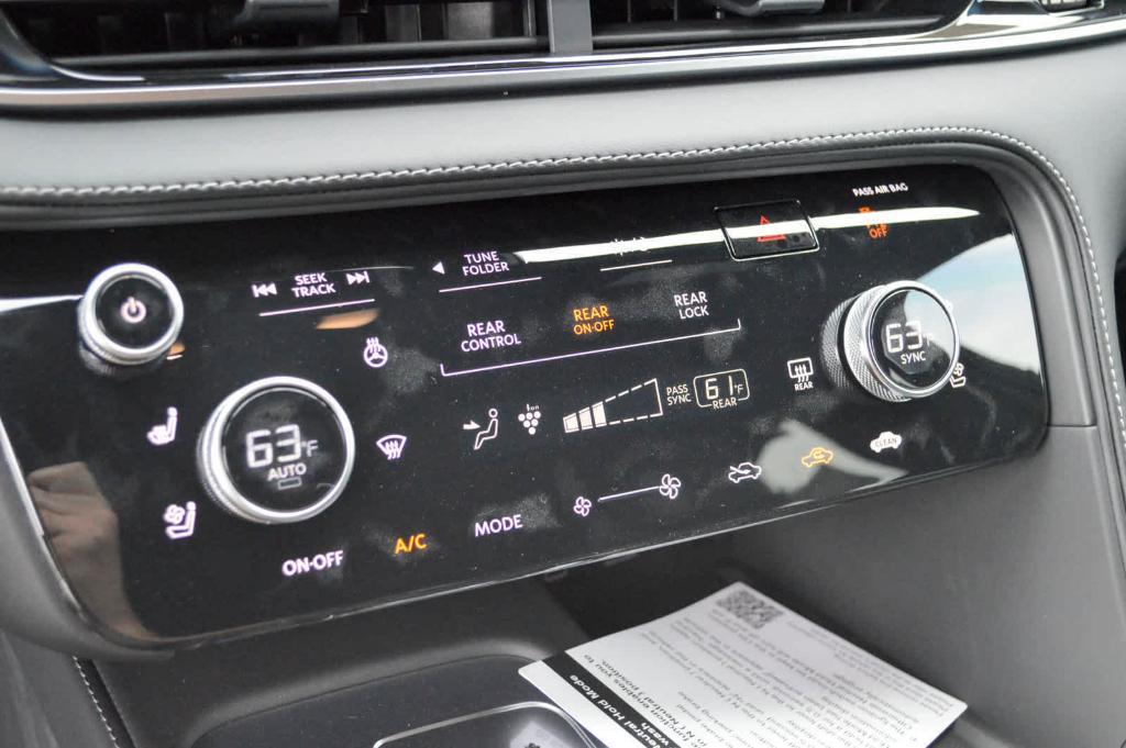 new 2025 INFINITI QX60 car, priced at $77,850